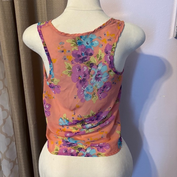 Floral Sleeveless Top - Peach and Purple - Picture 2 of 3